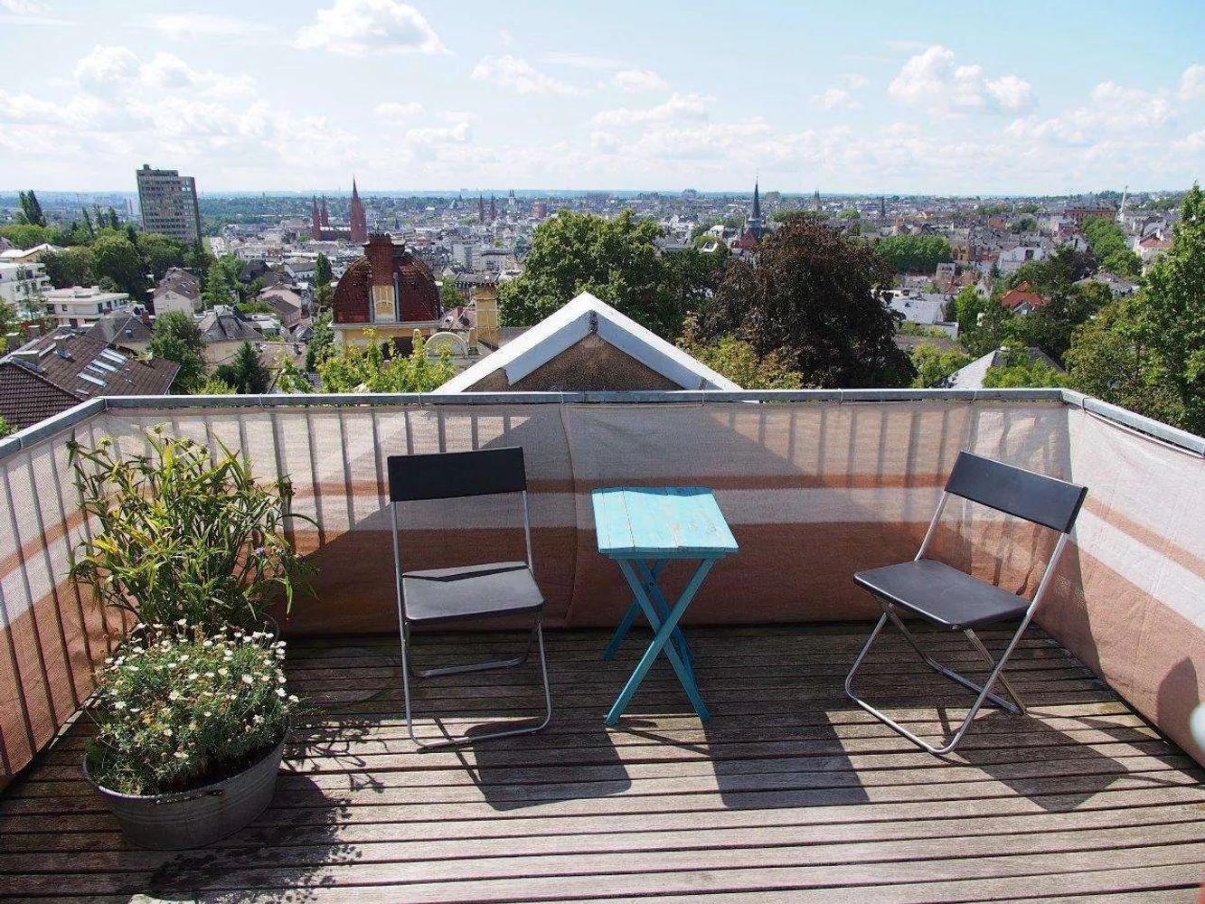 4 room apartment with 116 m² in Wiesbaden – Photo 1