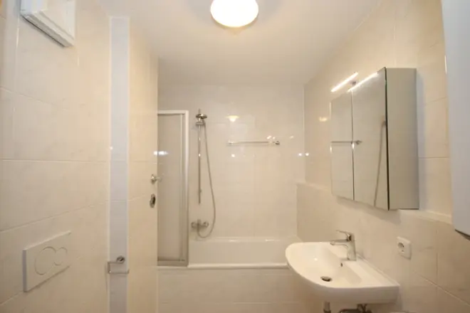 2 Zimmer Wohnung mit 56 m² in München – Bild 6