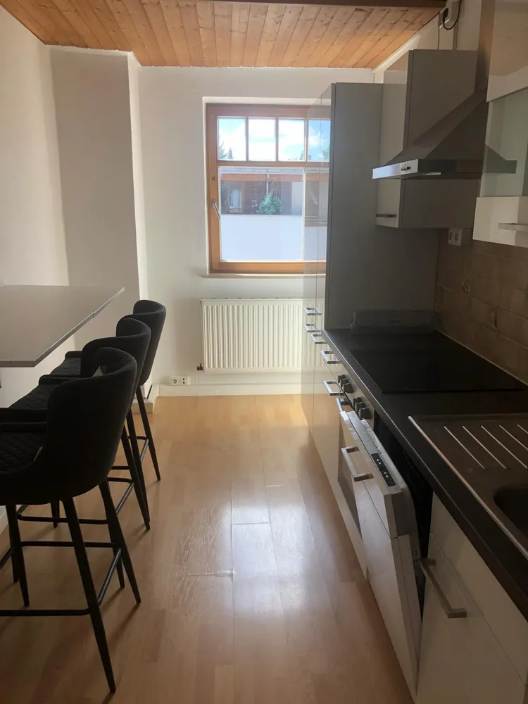 4 Zimmer Wohnung mit 80 m² in Augsburg – Bild 2