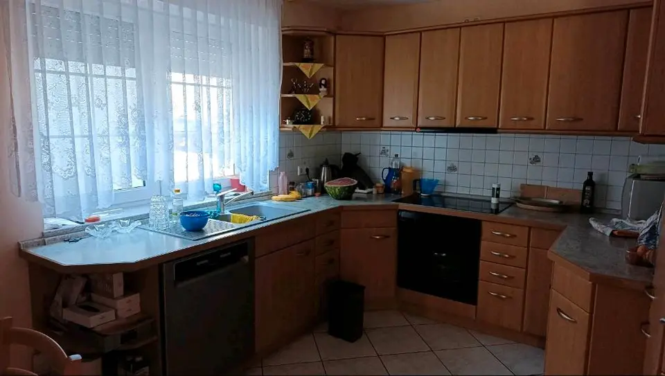 8 Zimmer Haus mit 250 m² in Freiburg im Breisgau – Bild 1