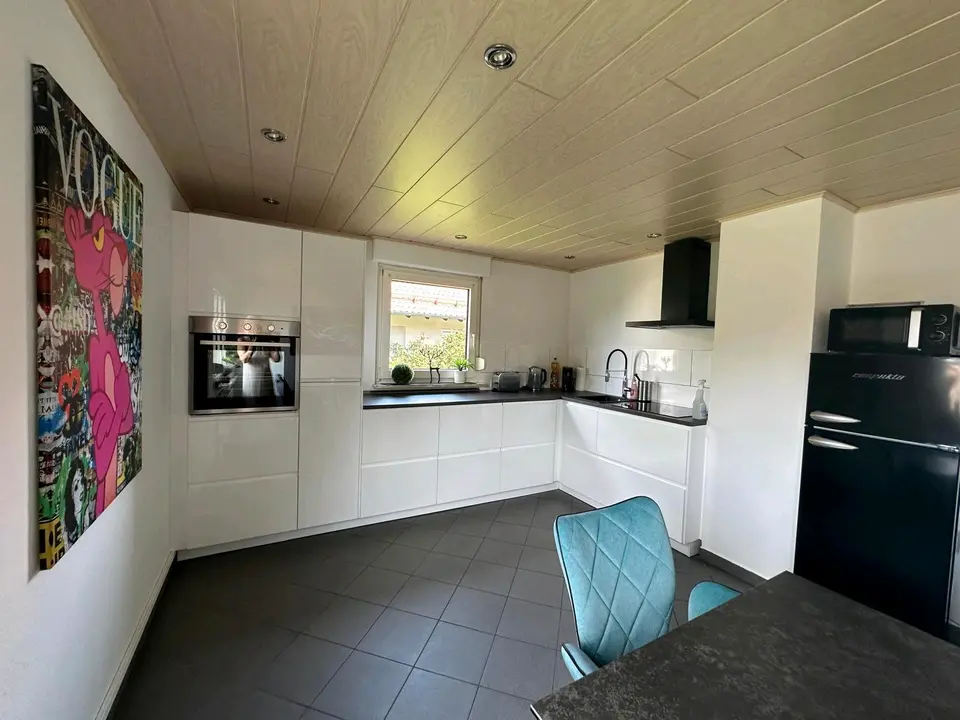 4 Zimmer Wohnung mit 105 m² in Nürnberg – Bild 2