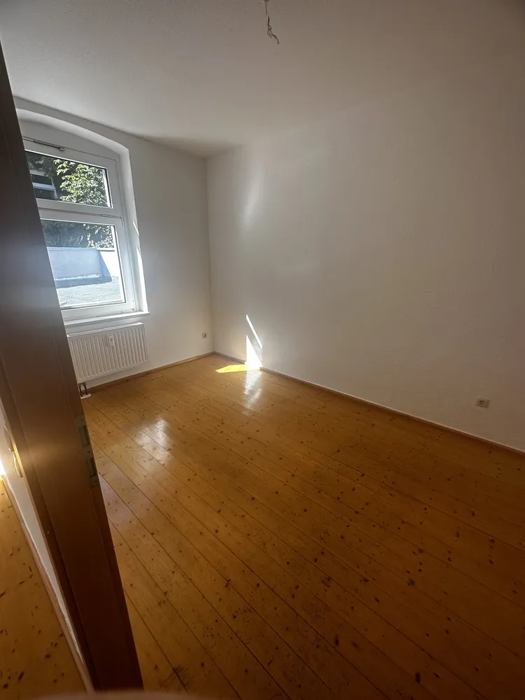 2 Zimmer Wohnung mit 49 m² in Halle (Saale) – Bild 4