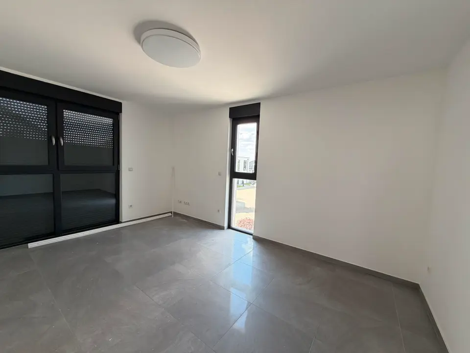 6 Zimmer Wohnung mit 170 m² in Düren – Bild 6
