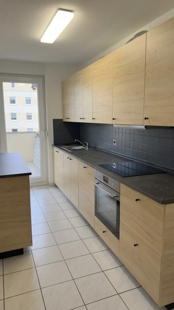 2 Zimmer Wohnung mit 83 m² in Wiesbaden – Bild 9