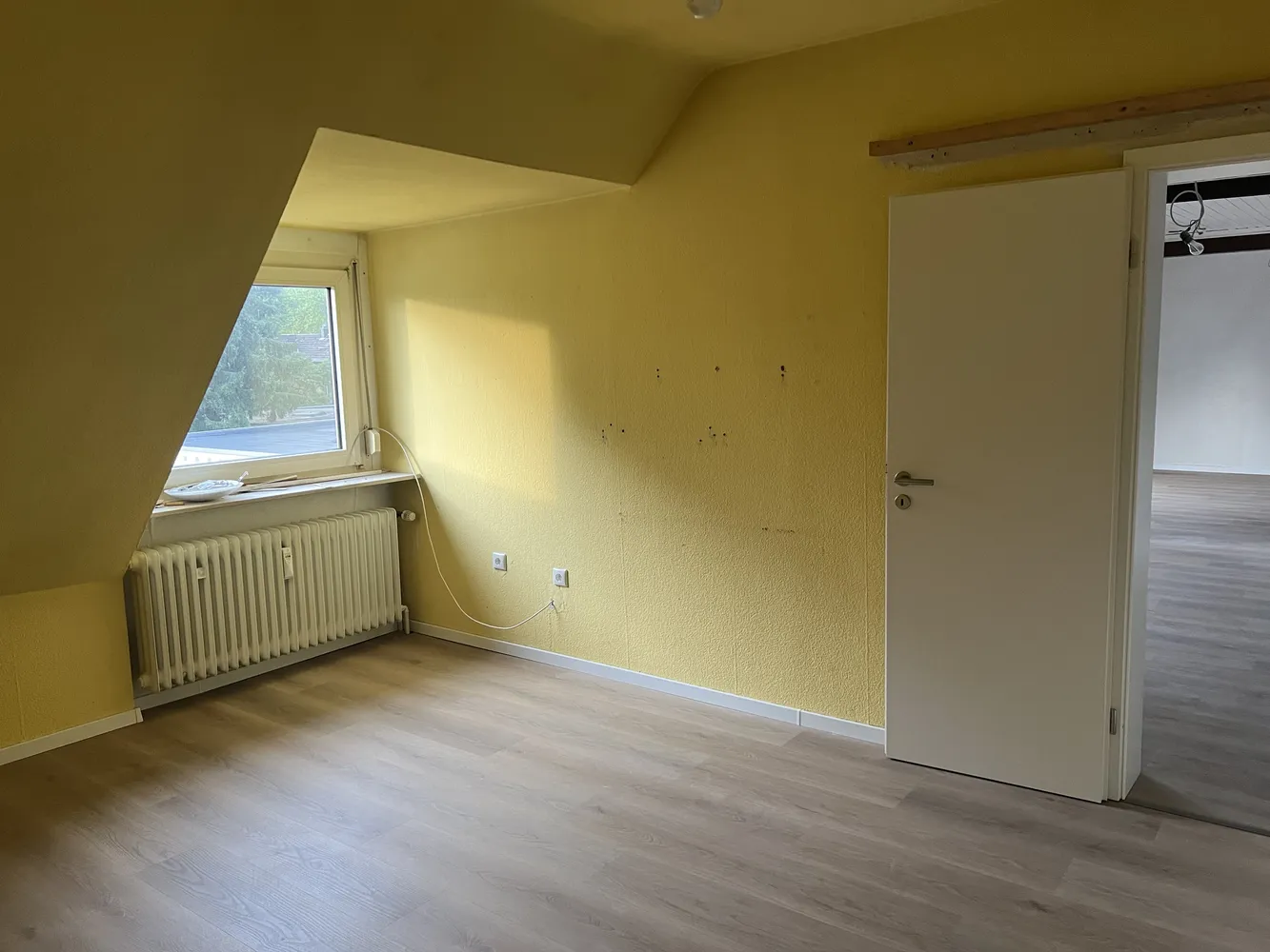 4 Zimmer Wohnung mit 85 m² in Oberhausen – Bild 2