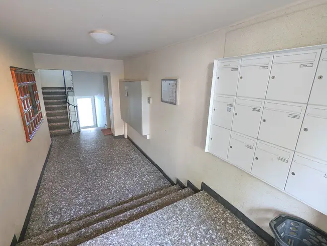 4 Zimmer Wohnung mit 85 m² in Düsseldorf – Bild 2