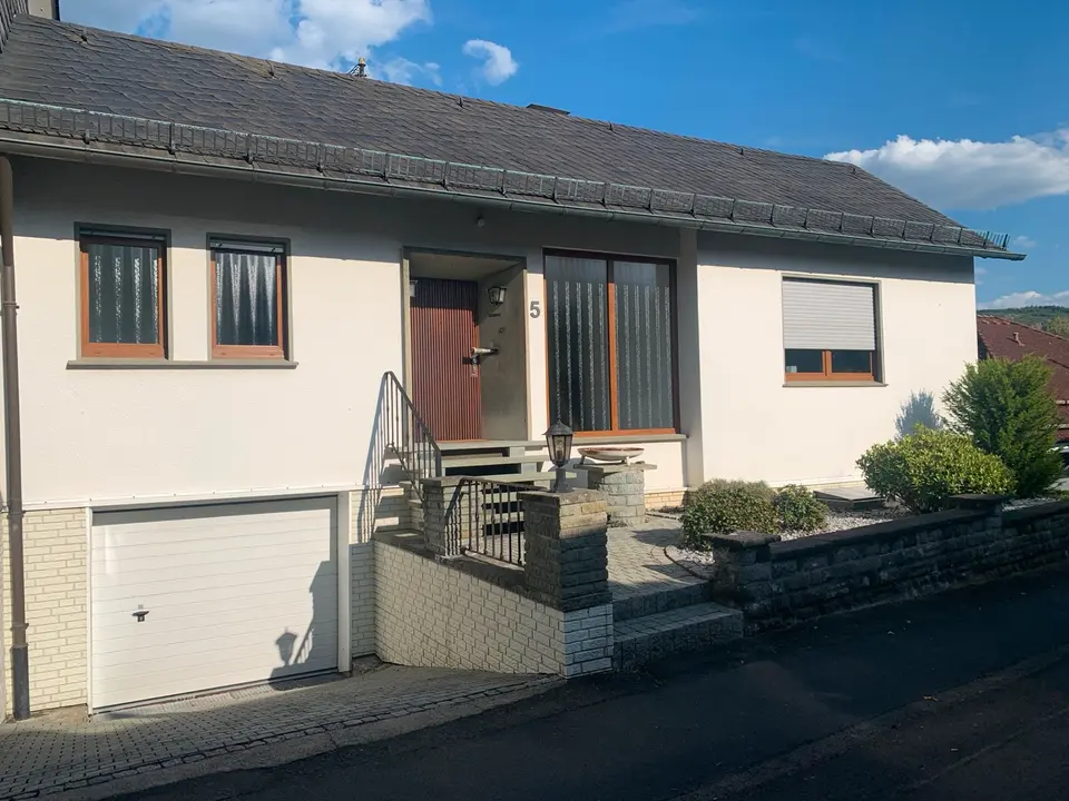 3 Zimmer Haus mit 150 m² in Siegen – Bild 1