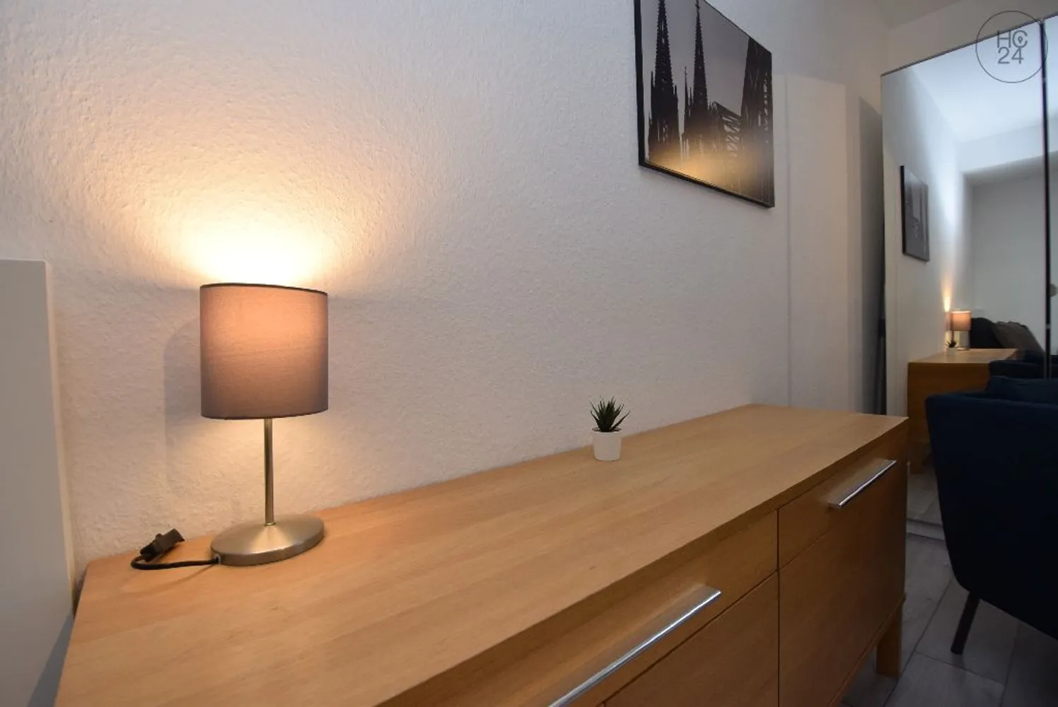 1 Zimmer Wohnung mit 30 m² in Köln – Bild 11