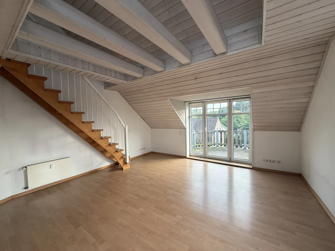 4 Zimmer Wohnung mit 120 m² in Langenfeld – Bild 1