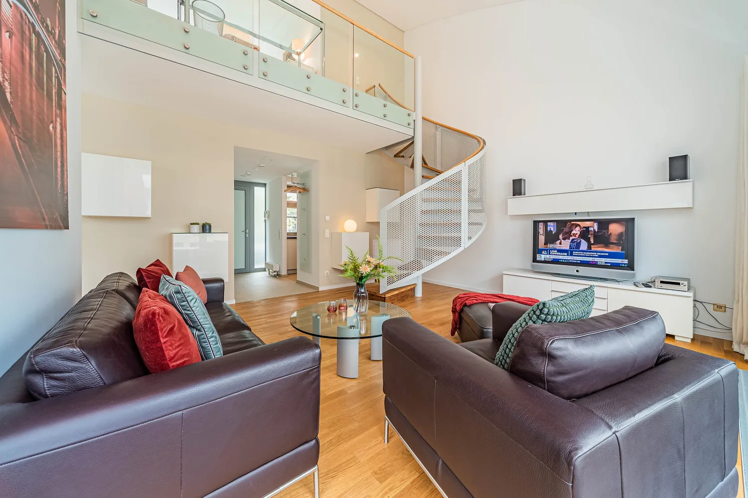 4 Zimmer Wohnung mit 115 m² in Frankfurt am Main – Bild 3