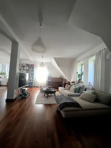 2 Zimmer Wohnung mit 95 m² in Augsburg – Bild 2