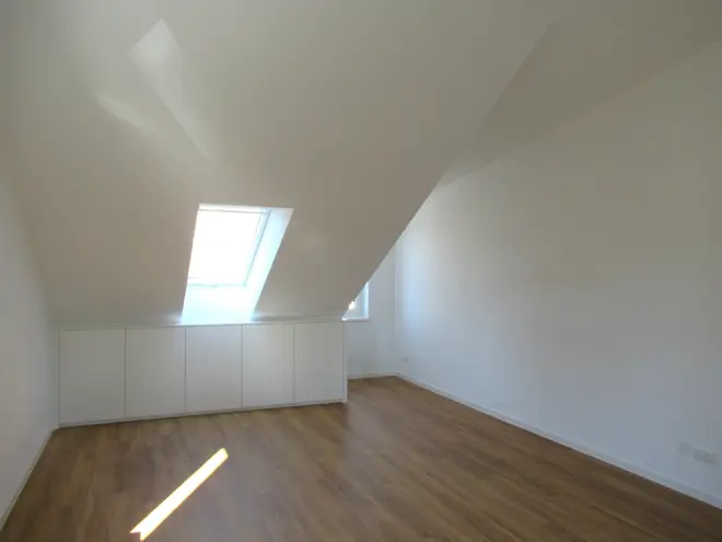 2 Zimmer Wohnung mit 65 m² in Berlin – Bild 2