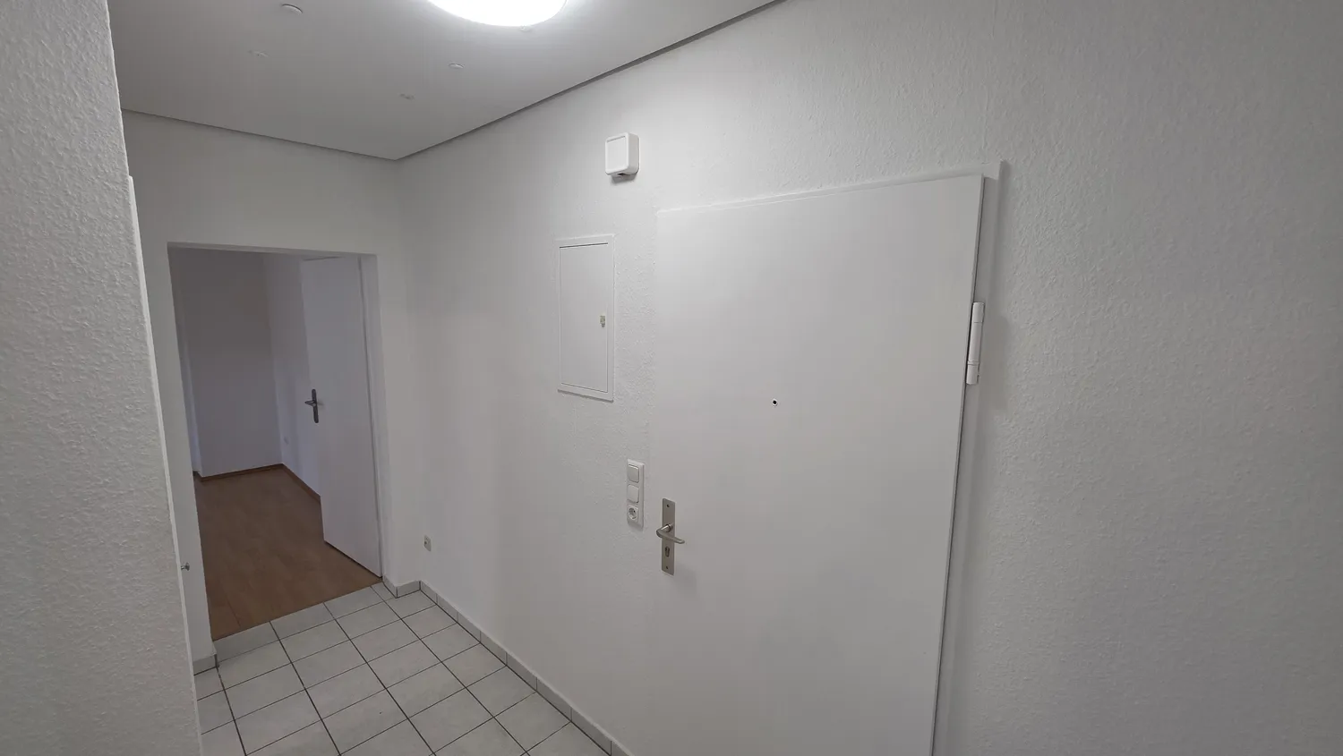 1 Zimmer Wohnung mit 32 m² in Frankfurt am Main – Bild 11