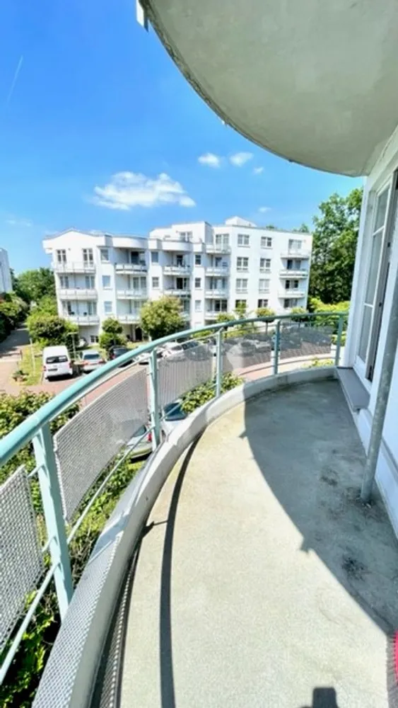 2 room apartment with 52 m² in Cologne – Photo 8