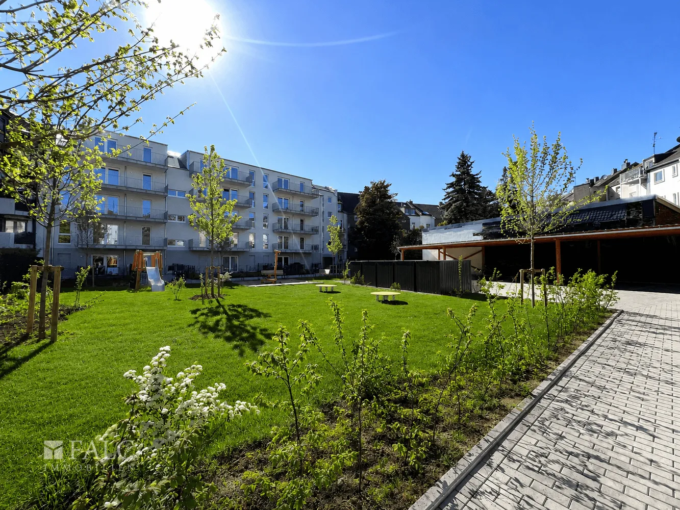 2 Zimmer Wohnung mit 82 m² in Düsseldorf – Bild 5