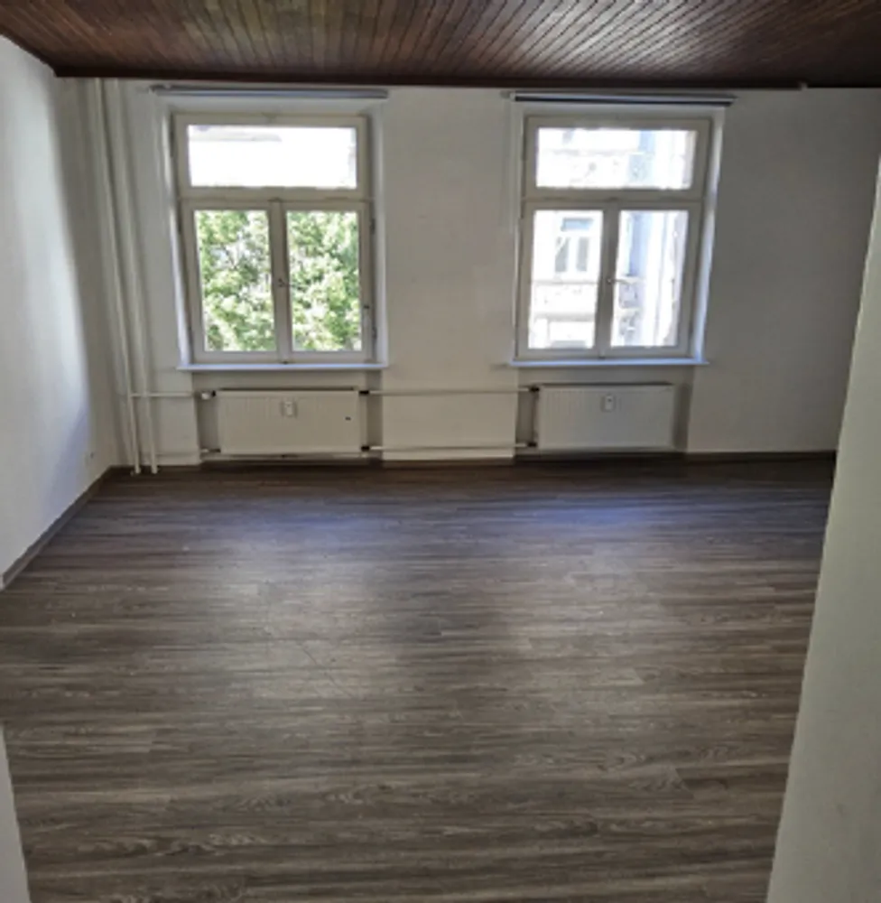 4 Zimmer Wohnung mit 117 m² in Nürnberg – Bild 3