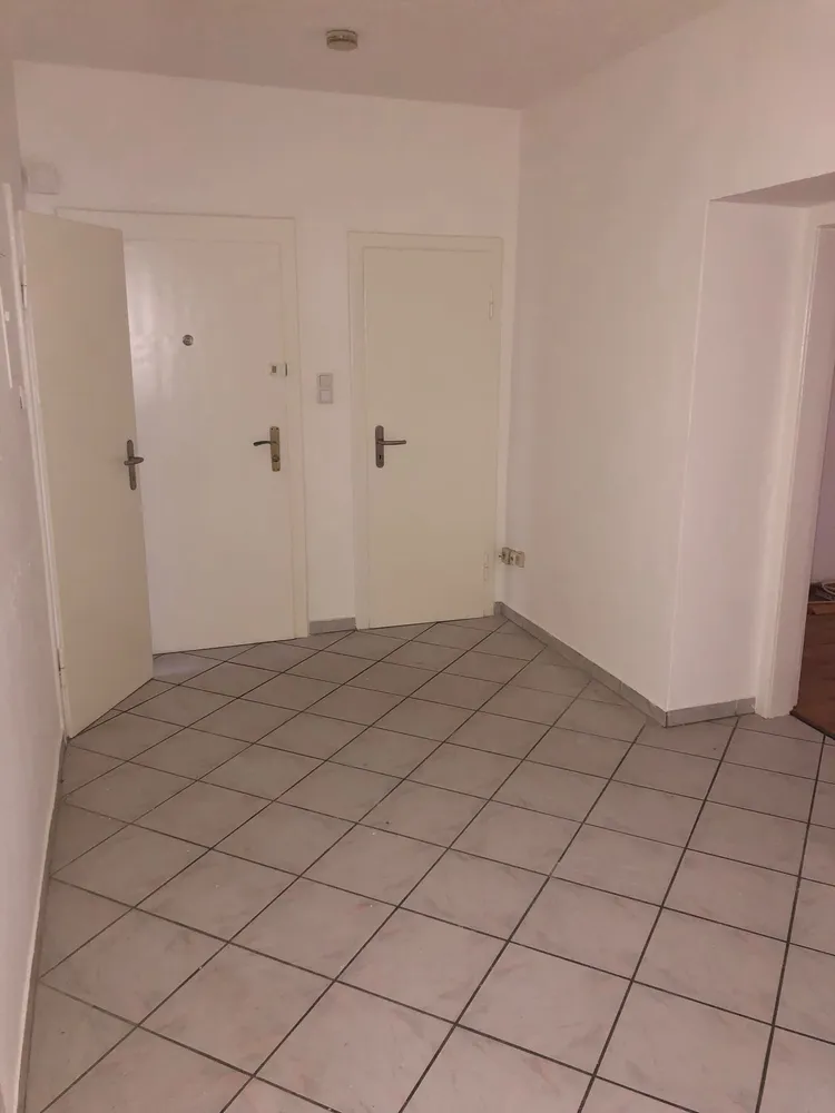 4 Zimmer Wohnung mit 99 m² in Düsseldorf – Bild 4