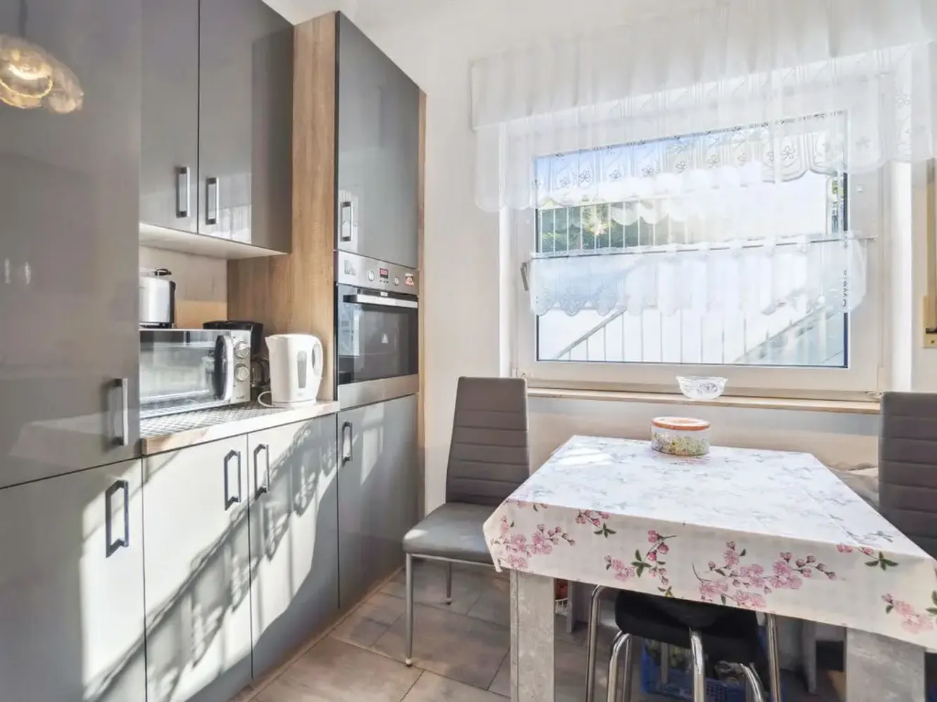3 Zimmer Wohnung mit 104 m² in Remscheid – Bild 2
