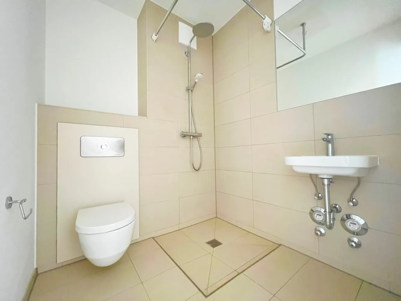3 Zimmer Wohnung mit 83 m² in Hamburg – Bild 7