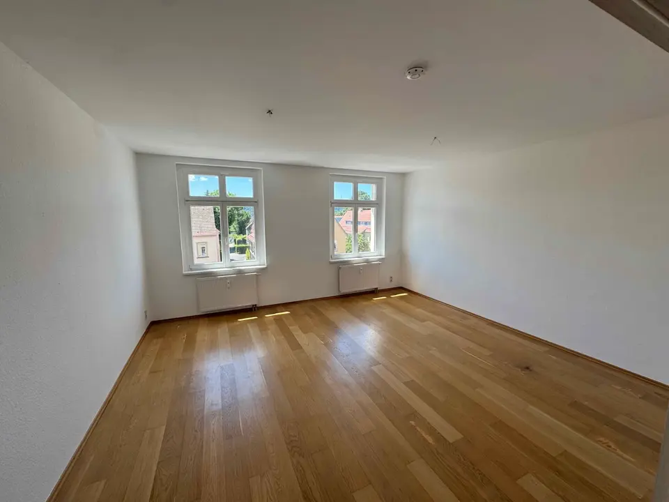 5 Zimmer Wohnung mit 114 m² in Radebeul – Bild 1