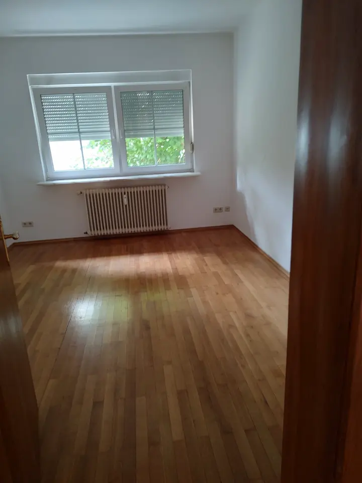4 Zimmer Wohnung mit 123 m² in Sonneberg – Bild 7