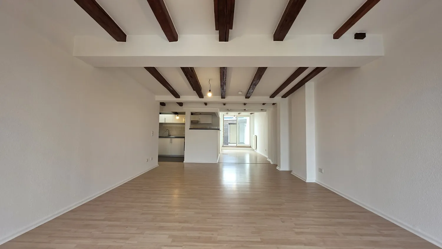 3 Zimmer Wohnung mit 146 m² in Berlin – Bild 3