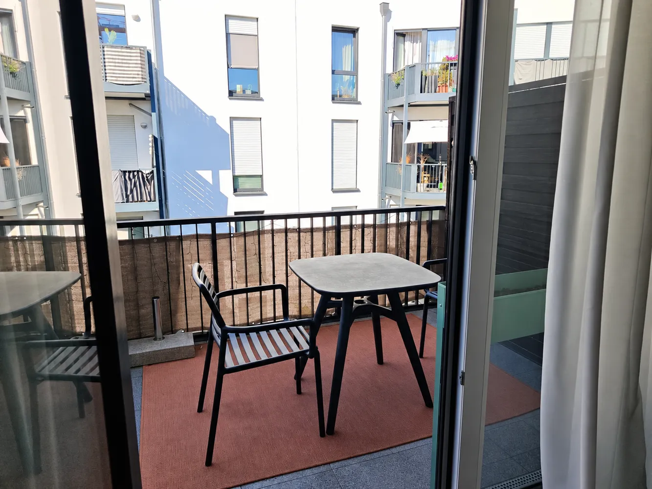 2 room apartment with 67 m² in Cologne – Photo 3