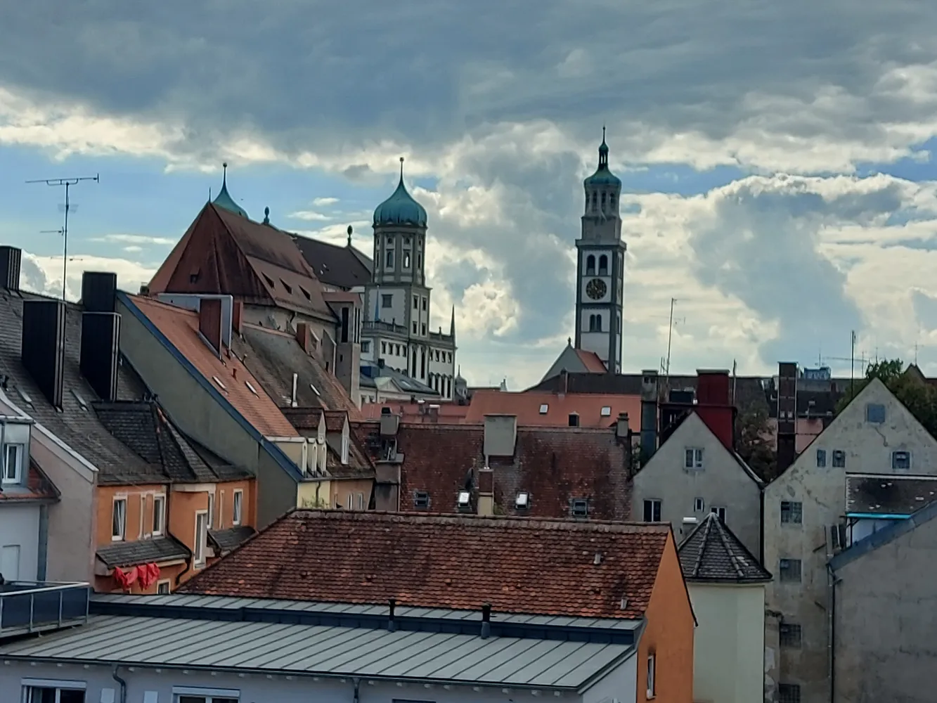 1 Zimmer Wohnung mit 25 m² in Augsburg – Bild 1