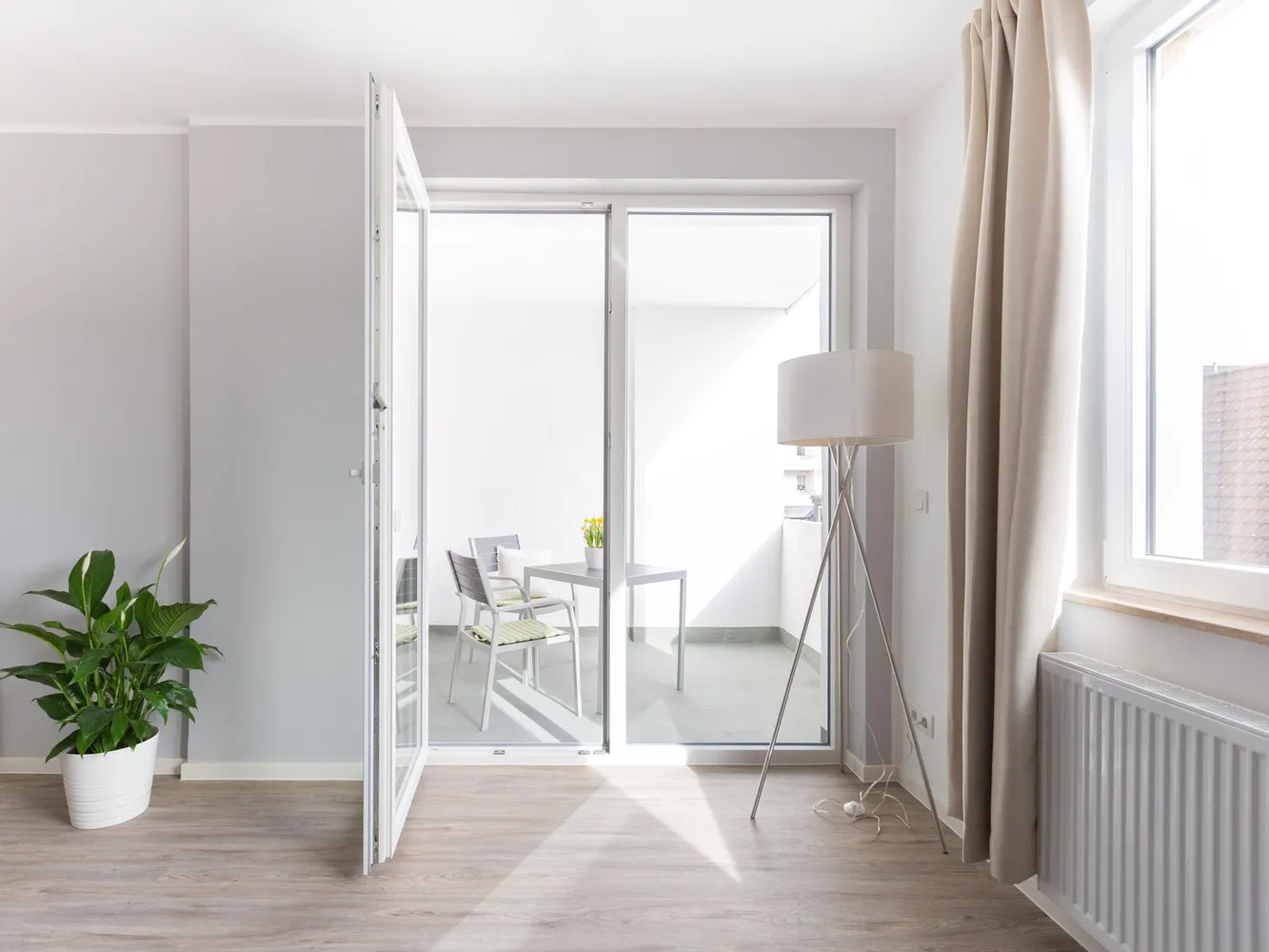 2 room apartment with 50 m² in Düsseldorf – Photo 4