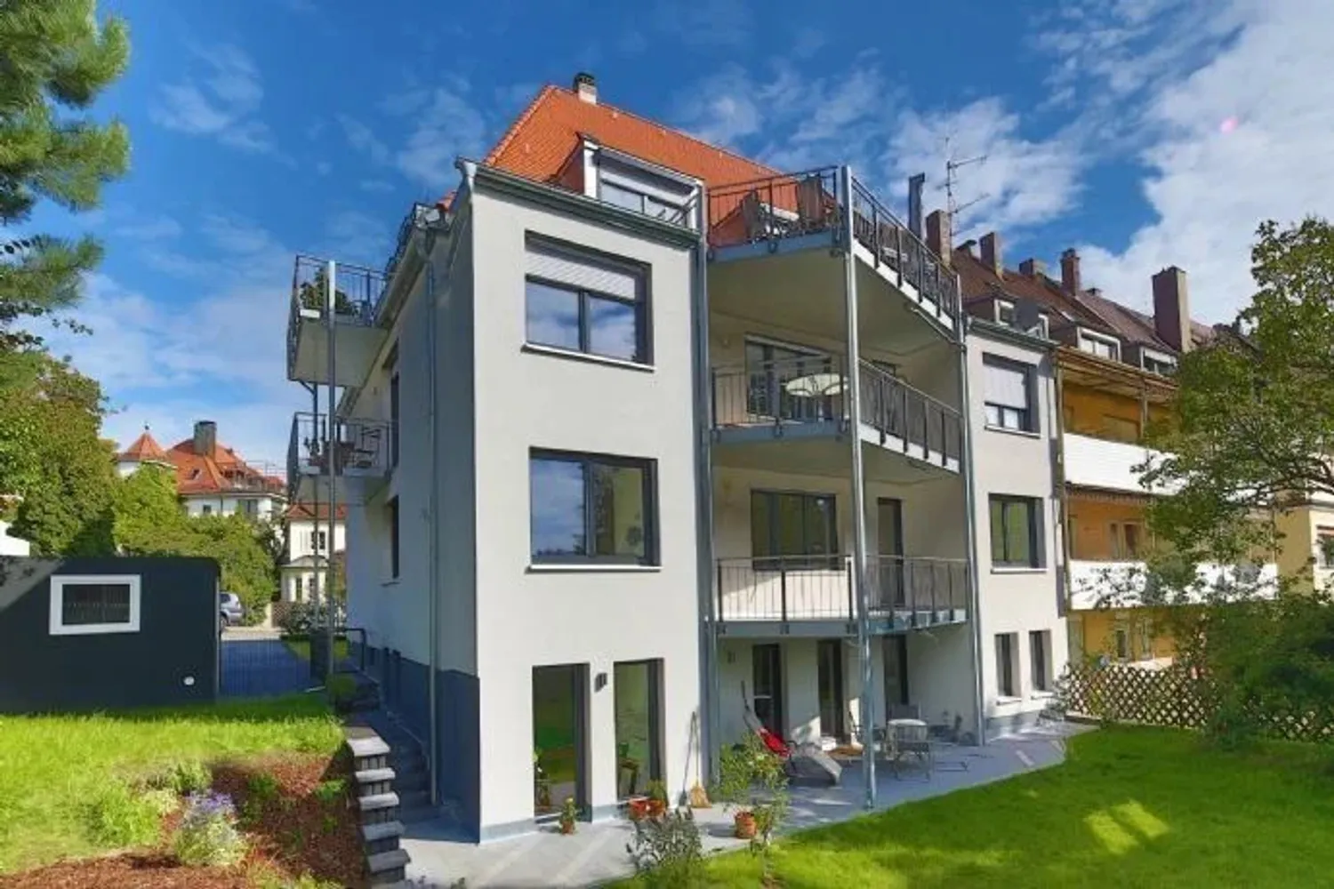 4 Zimmer Wohnung mit 118 m² in Nürnberg – Bild 1