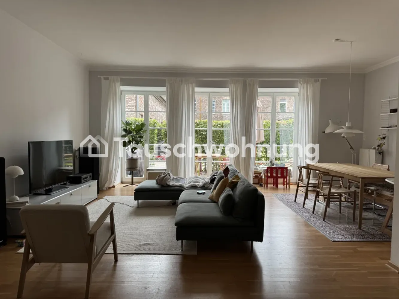 4 Zimmer Wohnung mit 134 m² in Köln – Bild 2