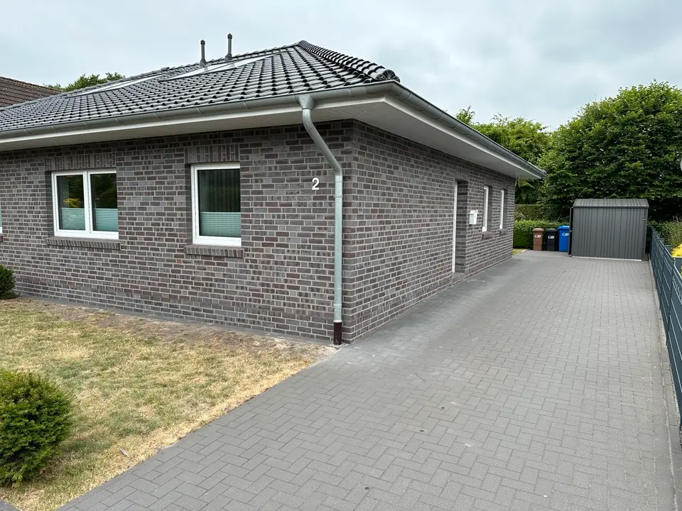 4 Zimmer Haus mit 130 m² in Oldenburg – Bild 1
