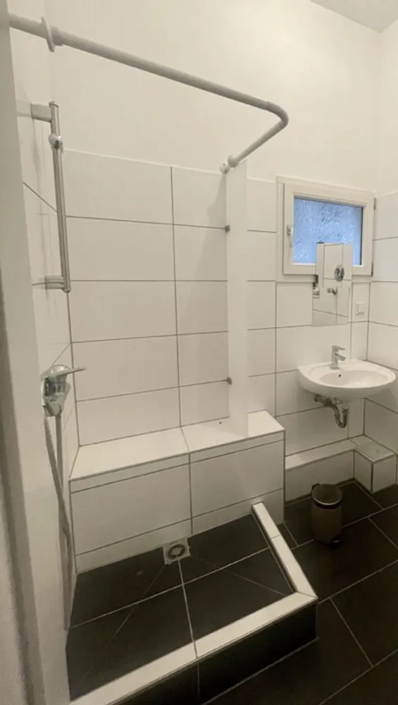 1 Zimmer Wohnung mit 35 m² in Köln – Bild 4