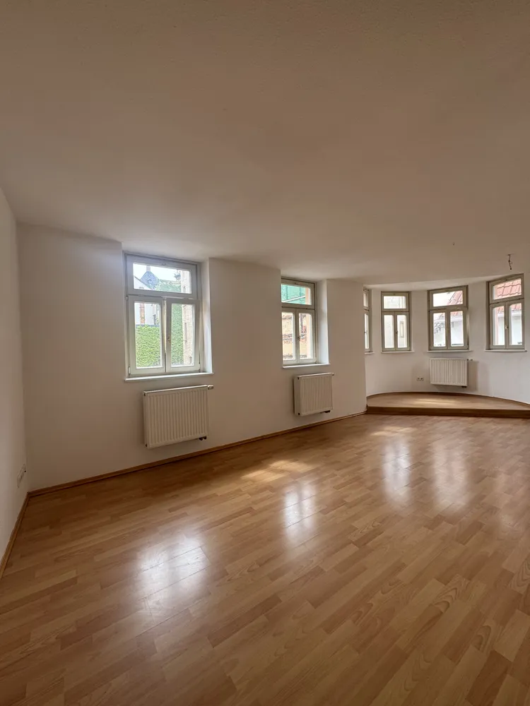 2 Zimmer Wohnung mit 83 m² in Altenburg – Bild 6