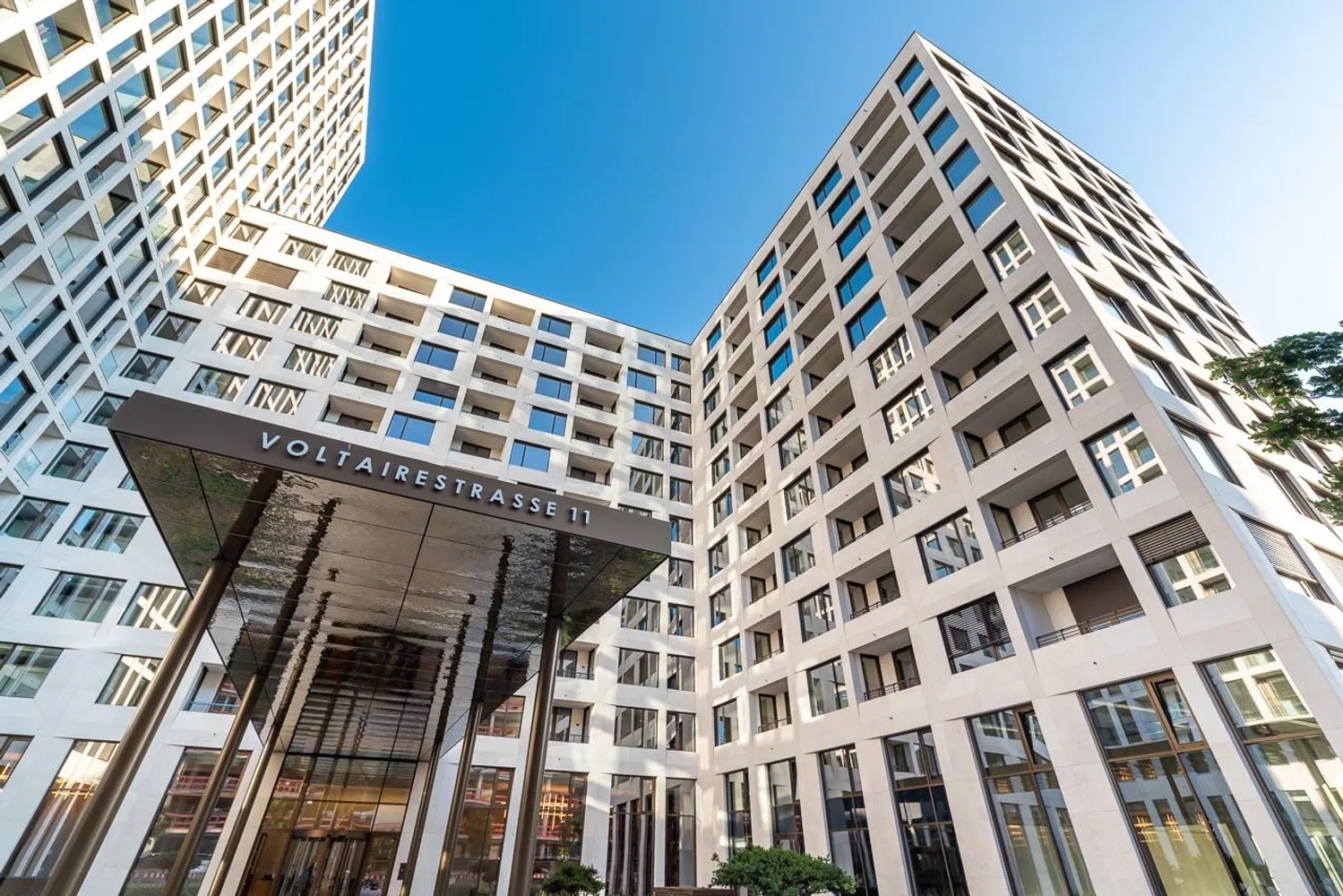 2 Zimmer Wohnung mit 80 m² in Berlin – Bild 4