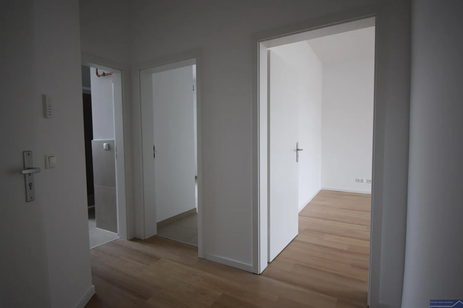 3 Zimmer Wohnung mit 77 m² in Frankfurt am Main – Bild 3