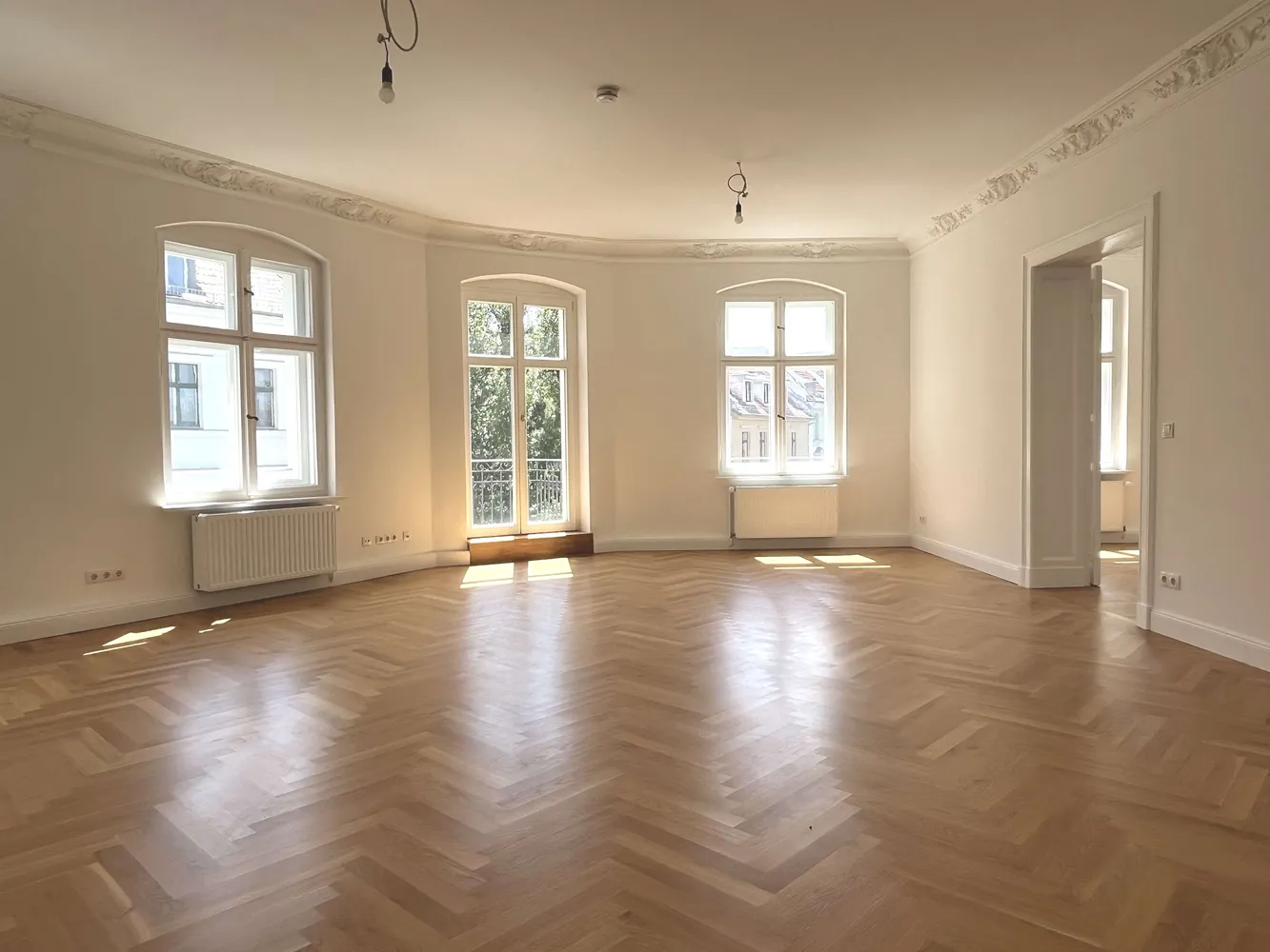 3 Zimmer Wohnung mit 131 m² in Berlin – Bild 2