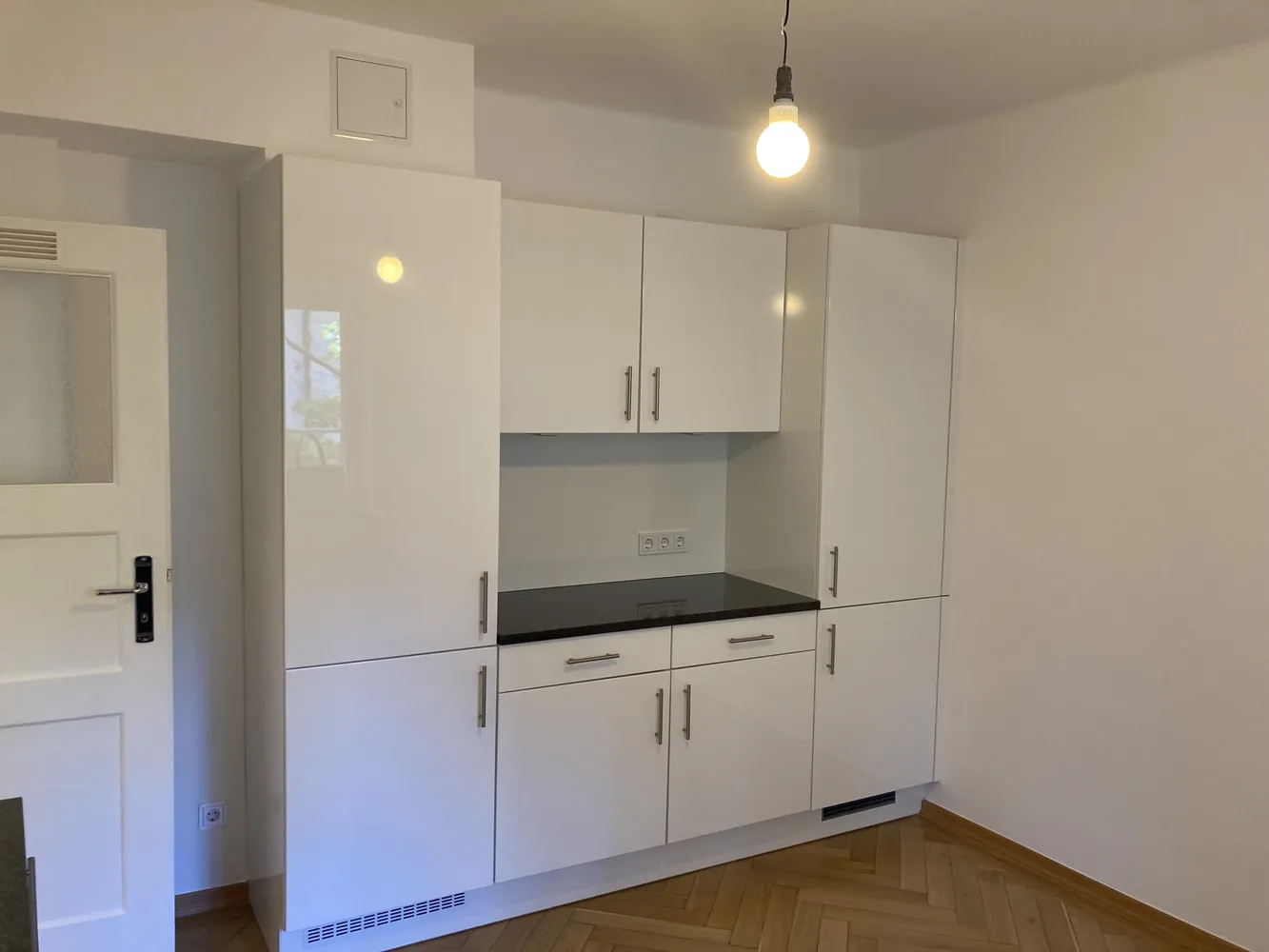 2 room apartment with 50 m² in Munich – Photo 2