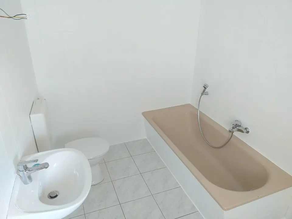 2 Zimmer Wohnung mit 54 m² in Crimmitschau – Bild 8