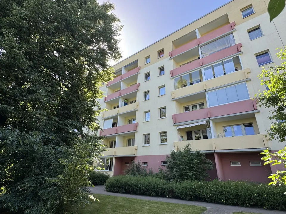 2 Zimmer Wohnung mit 47 m² in Greifswald – Bild 2