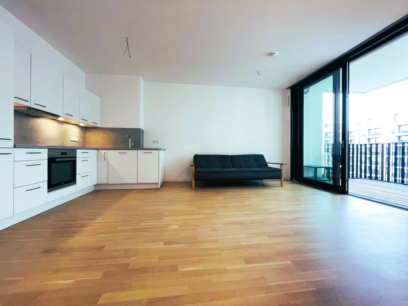 2 Zimmer Wohnung mit 64 m² in Berlin – Bild 1