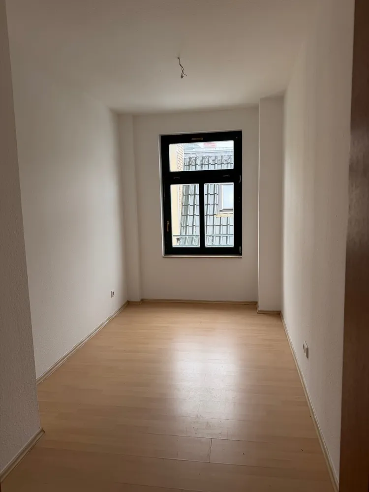 2 Zimmer Wohnung mit 78 m² in Halle (Saale) – Bild 3