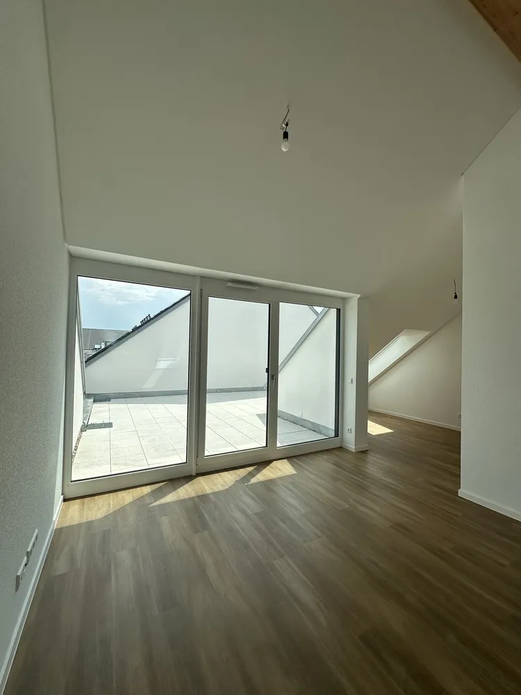 5 Zimmer Wohnung mit 108 m² in Karlsruhe – Bild 6