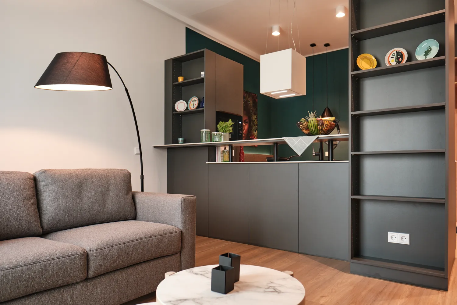 2 room apartment with 76 m² in Berlin – Photo 1