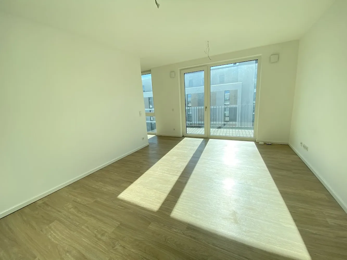 2 room apartment with 57 m² in Berlin – Photo 2