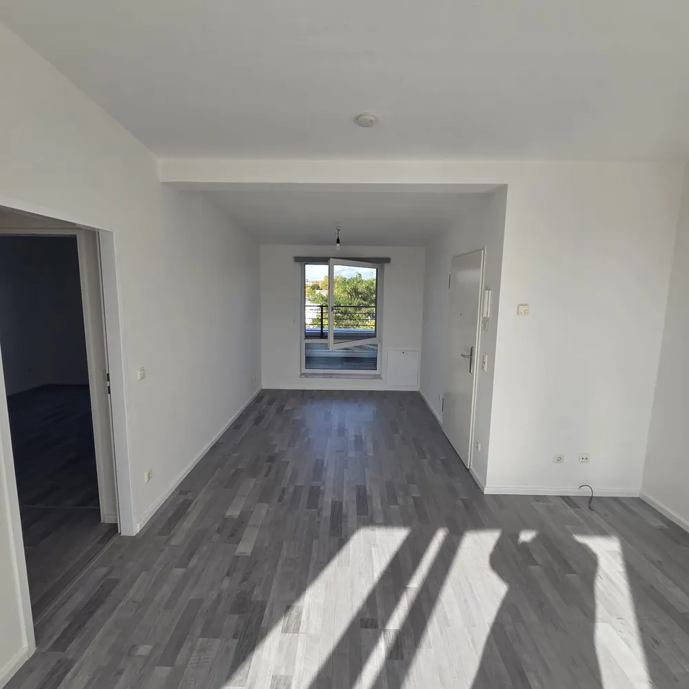 2 room apartment with 56 m² in Cologne – Photo 4