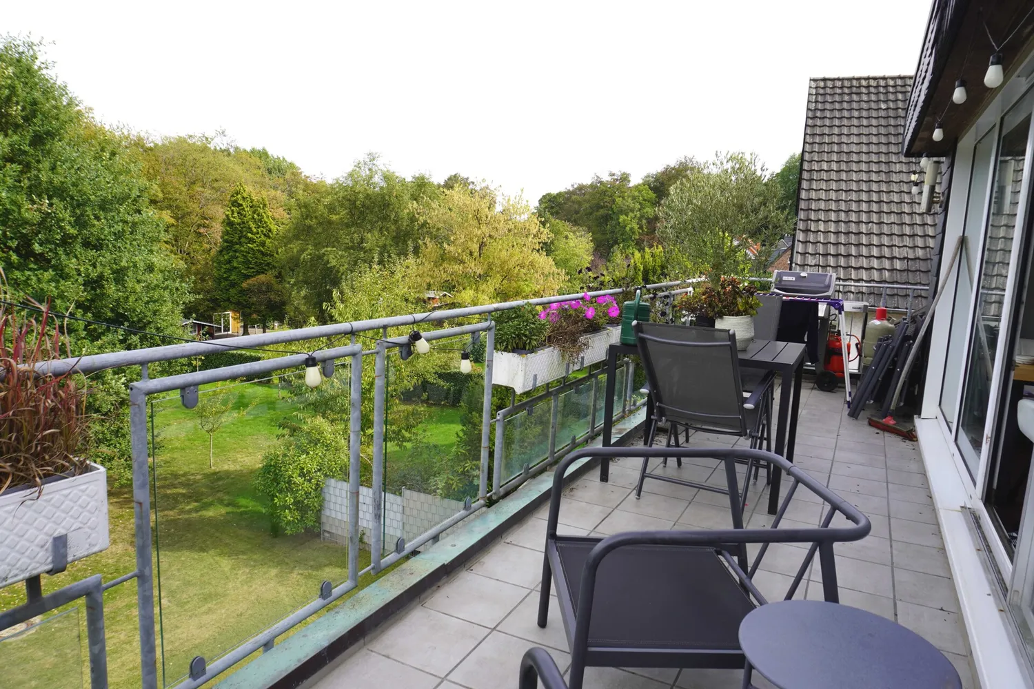 2 Zimmer Wohnung mit 58 m² in Leverkusen – Bild 2