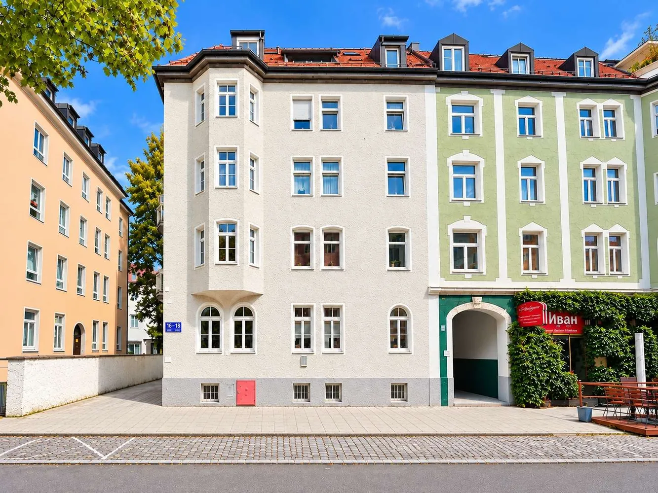 5 room apartment with 144 m² in Munich – Photo 2