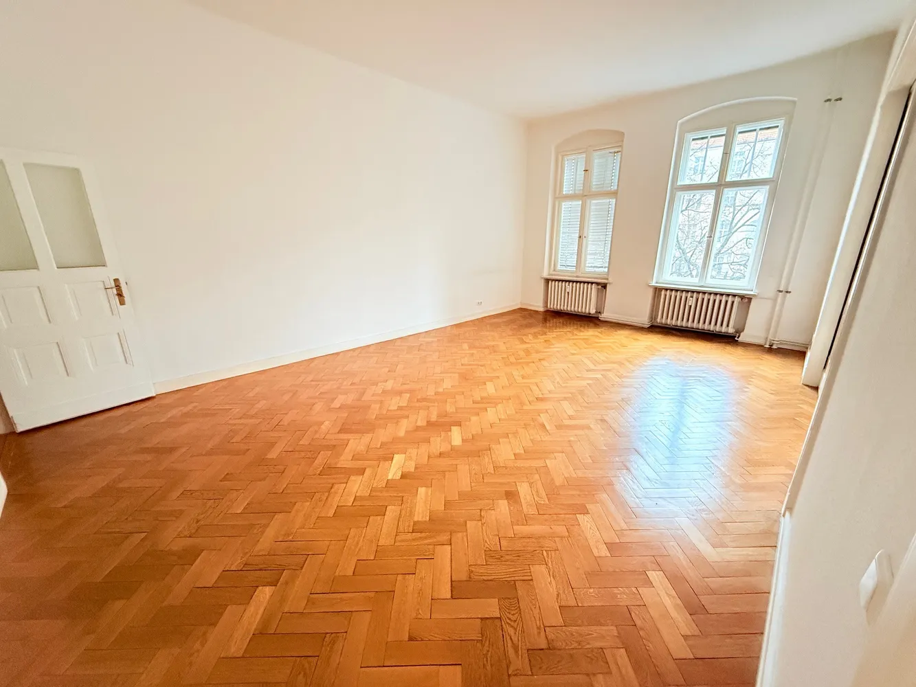 6 Zimmer Wohnung mit 209 m² in Berlin – Bild 7