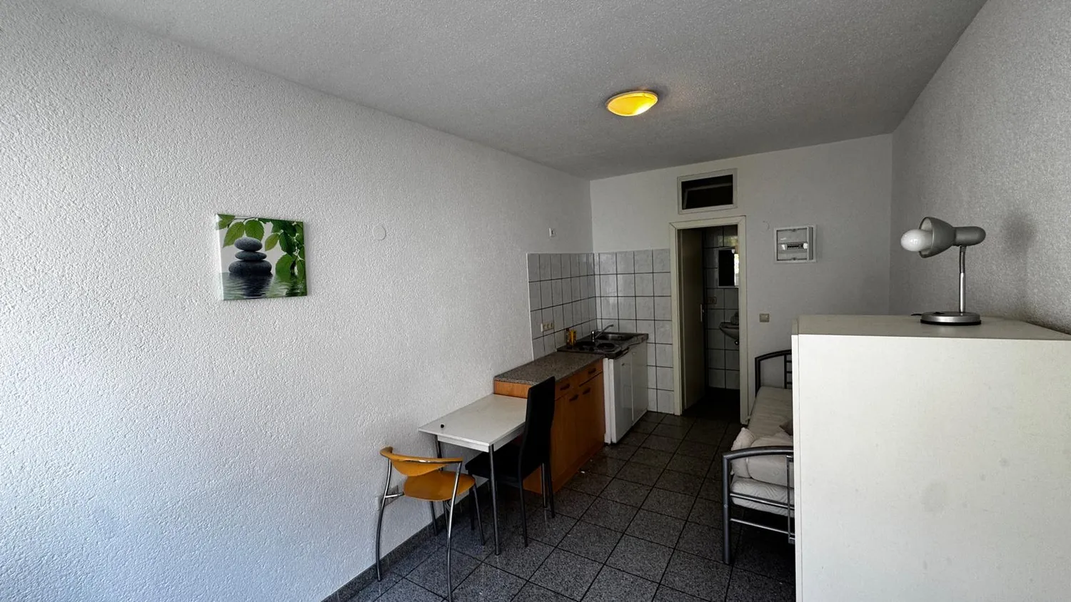 1 Zimmer Wohnung mit 16 m² in Karlsruhe – Bild 2